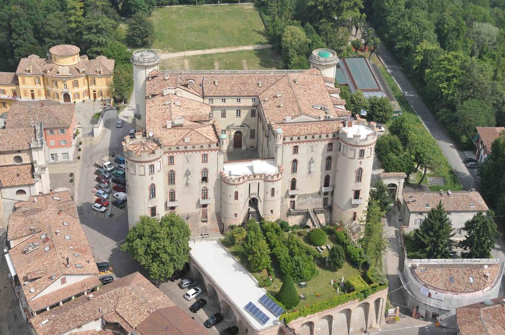 Hotel Langhe & Monferrato Костільйоле-д'Асті Екстер'єр фото