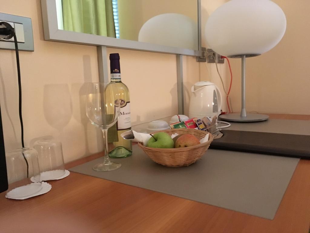 Hotel Langhe & Monferrato Костільйоле-д'Асті Екстер'єр фото